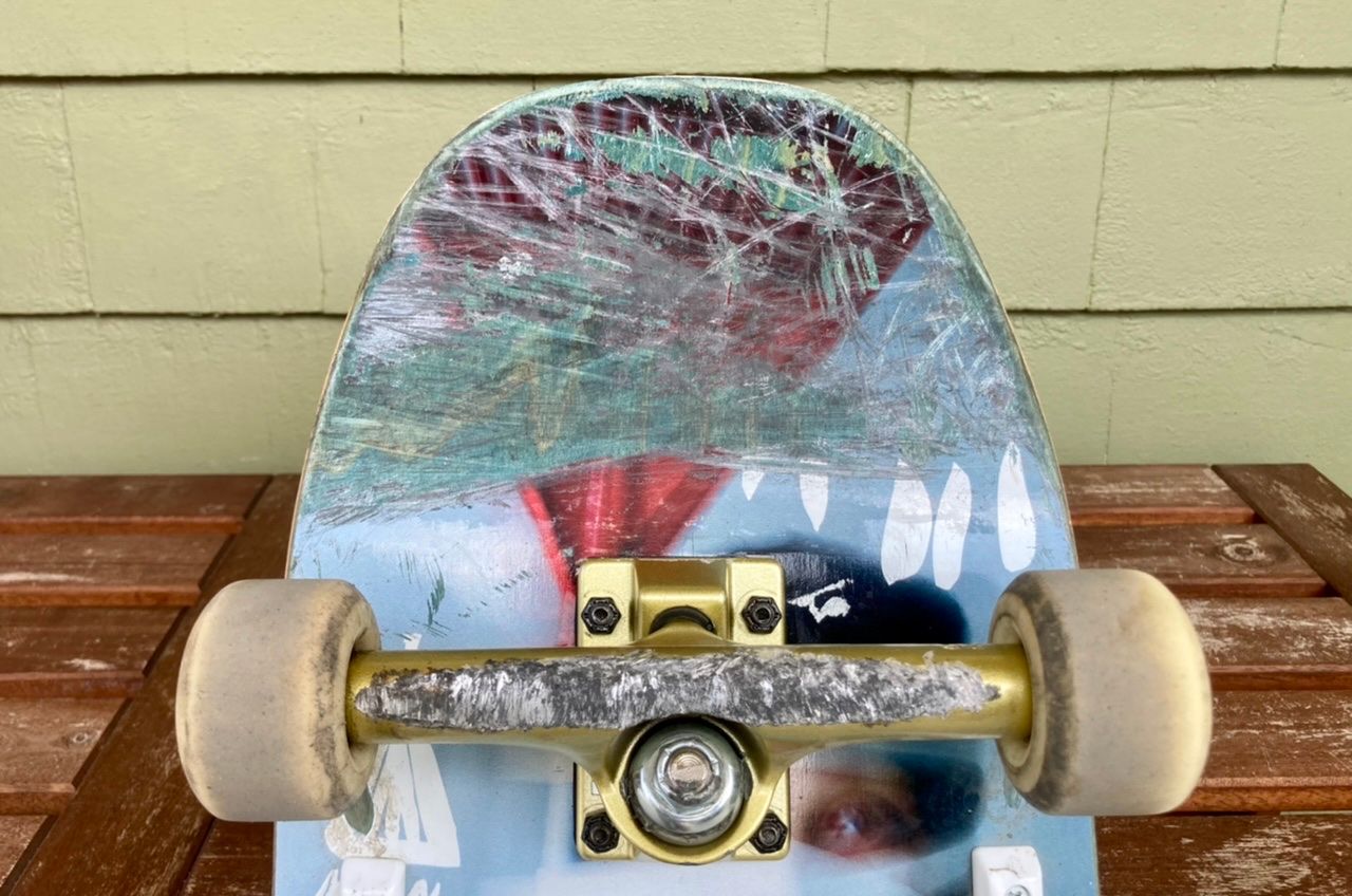 Skateboard nose